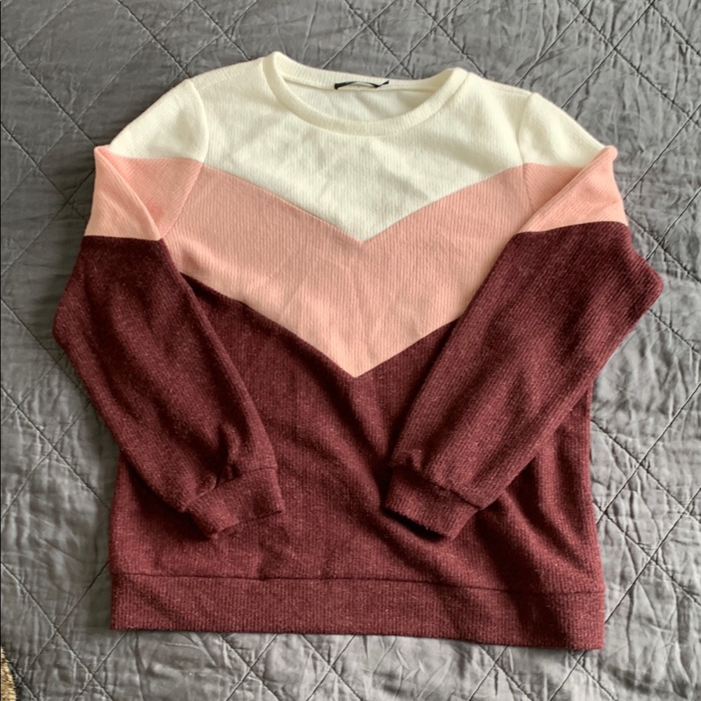 Doe & Rae Cream and Pink Chevron Crew Neck Sweater
